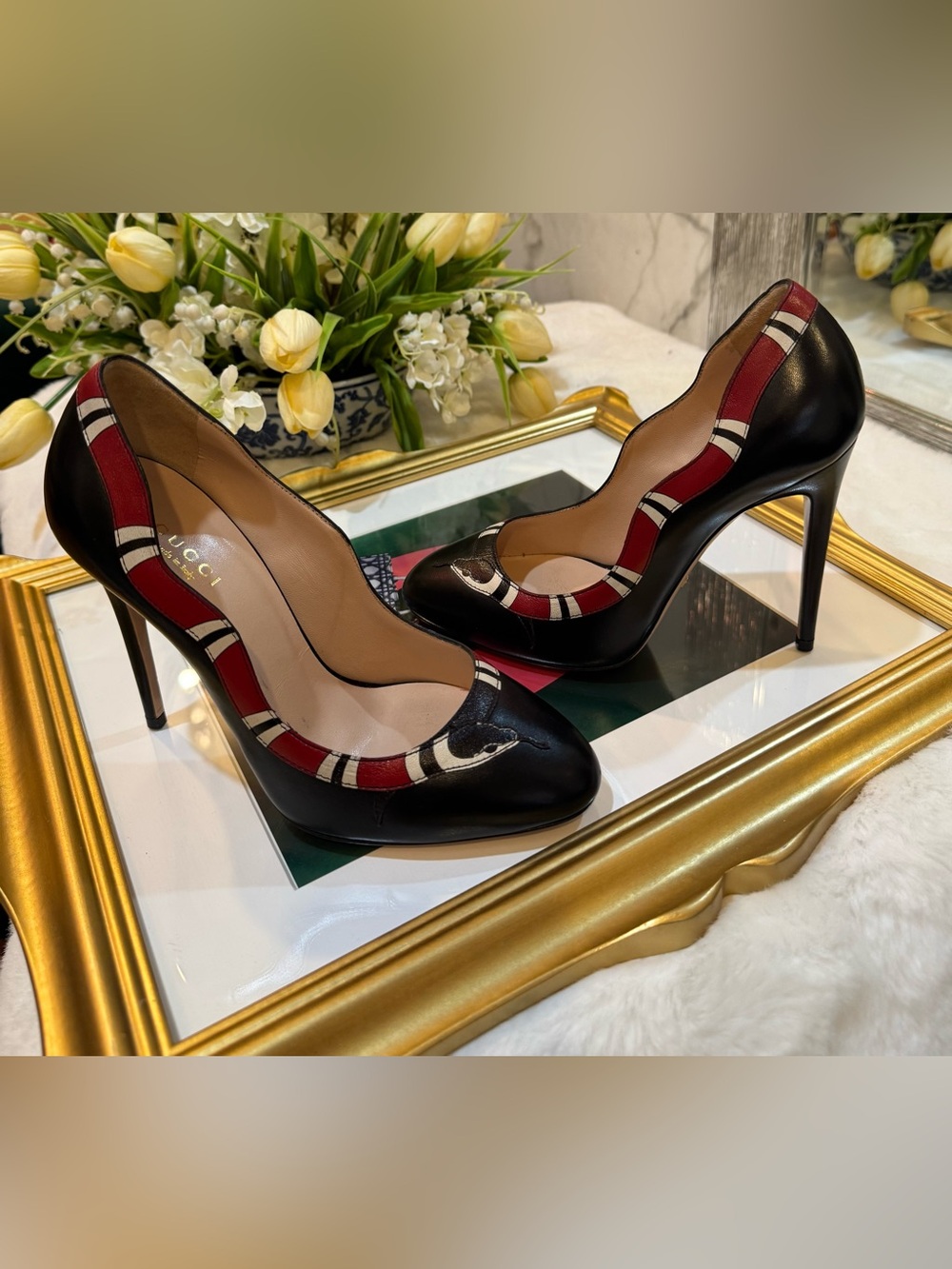 Gucci Black Leather Pumps with Red & White Stripe Detail